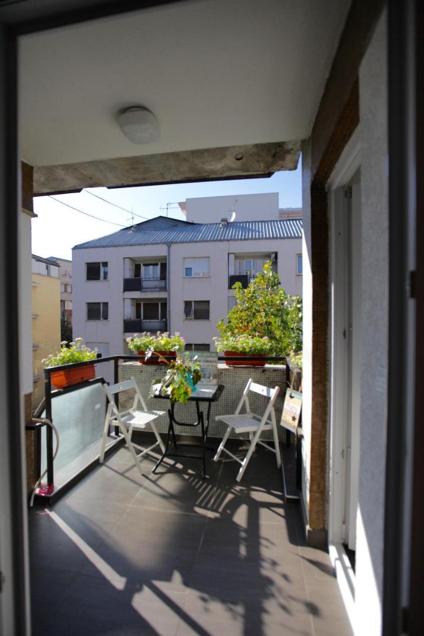 Brick Apartment On Macedonia Pedestrian Street Skopje Zewnętrze zdjęcie